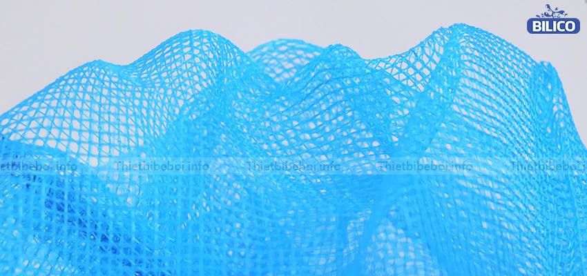 Lưới lọc được Làm bằng chất liệu polyester dẻo dai